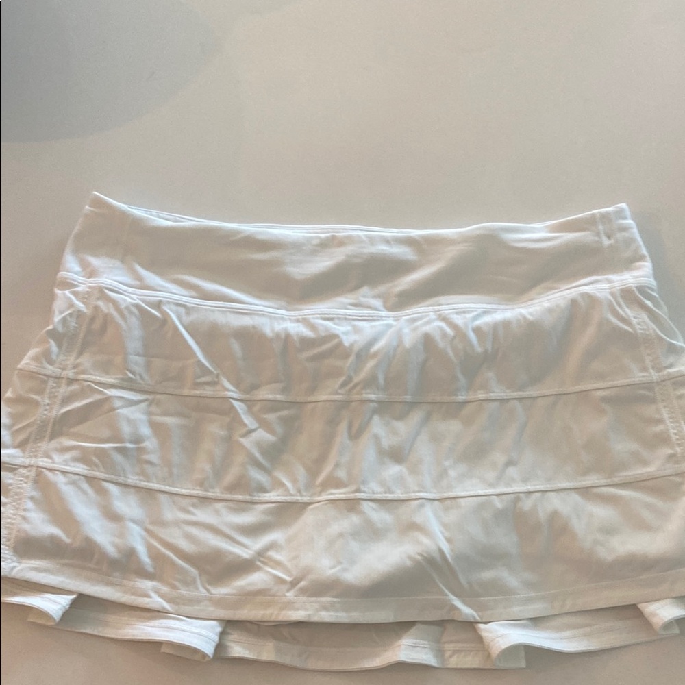 Lululemon Athletica White Bubble Mini Skirt